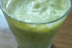 牛油果奶昔（酪梨奶昔）——简单不需要搅拌机