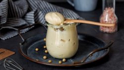 传统纯素沙拉酱