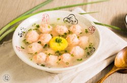 萝卜丝虾丸汤