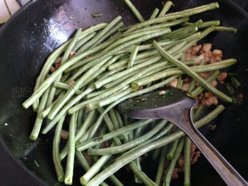 [10圖]肉沫煸豇豆的家常做法,配方,步驟圖解 - 菜譜網