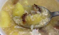 玉米红枣红薯养生粥-营养早餐