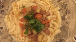 香肠土豆汇面条