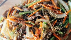 来自韩国正宗炒杂菜