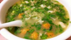 双色鱼蛋仙菇汤