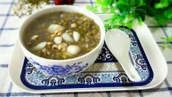绿豆薏米百合汤