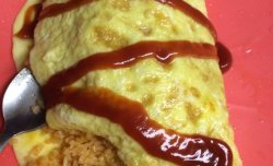 培根虾仁蛋包饭