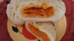胡萝卜鸡蛋馅包子
