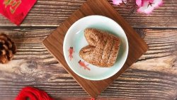 步步高升 黑麦五香猪蹄馒头