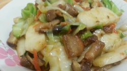 五花肉炒年糕（白粿）