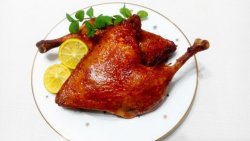 奥尔良烤鸭腿