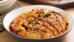 一碗好的辣椒油可是食物界的万金油啊！——自制红油辣子