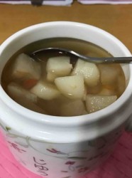 马蹄百合枸杞炖雪梨