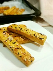 红薯芝麻脆条