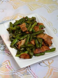 五花肉烧四季豆
