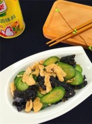 黄瓜黑木耳炒鸡片