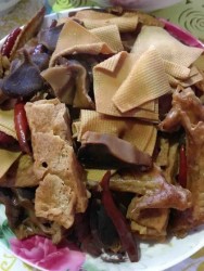 周黑鸭味的卤菜
