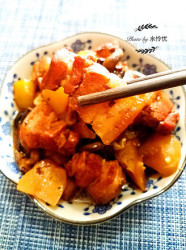土豆香菇红烧肉