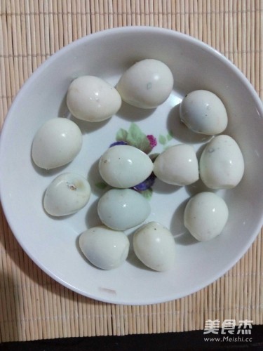 鹌鹑蛋冬瓜粉丝汤